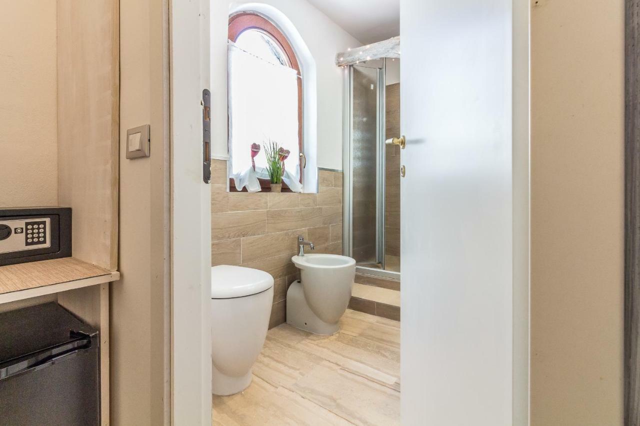 Maricciolu Suites And Apartments Olbia Kültér fotó